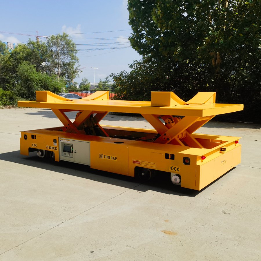 Transport lifting battery trolley